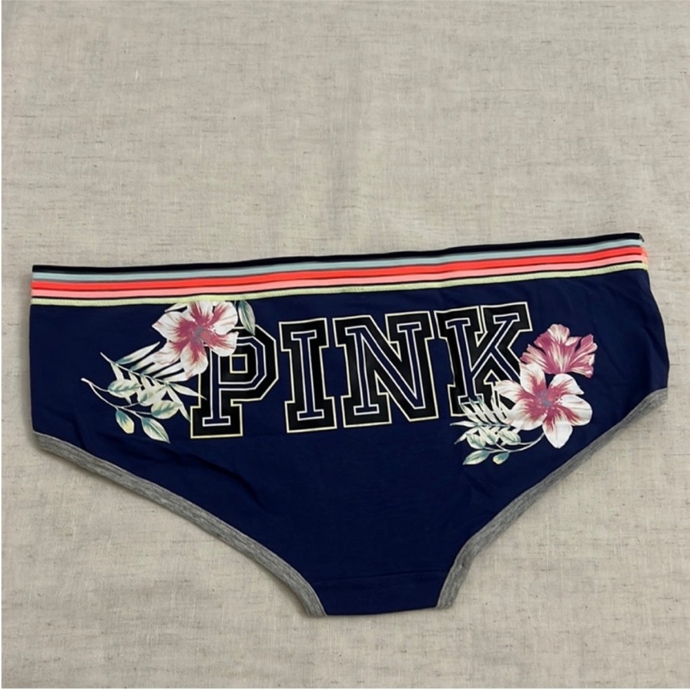 VS PINK LOGO hipster size M
